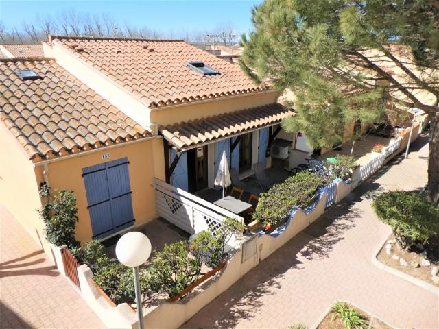 Photo n°1 location Maison de vacances à FLEURY (annonce réf. P2421100)