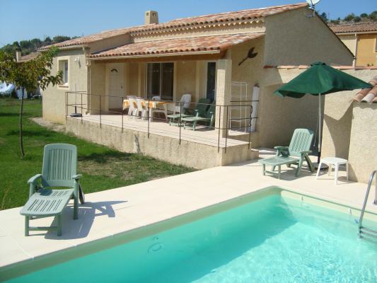 Photo n°1 location Gîte de vacances à DAUPHIN (annonce réf. C1360400)