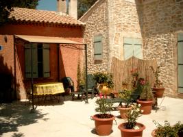Photo n°1 location Gîte de vacances à APT (annonce réf. C0988400)
