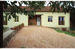Photo n°1 location Gîte de vacances à LISSAC ET MOURET (annonce réf. C1094603)